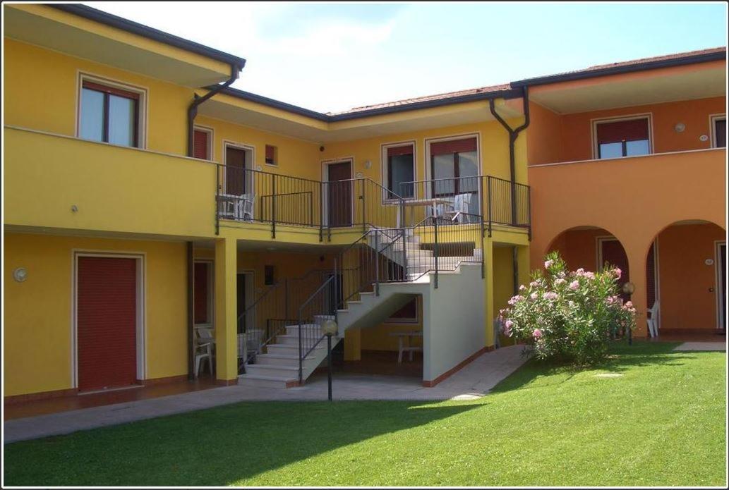 Vida Loca Apartments La Meridiana Пескиера дел Гарда Екстериор снимка